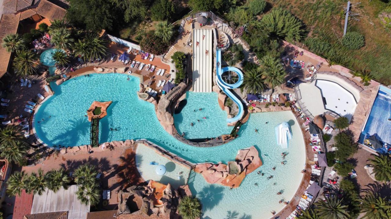Hotel Pirates World Агд Екстер'єр фото